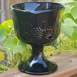 Vtg  Black Milk Glass Planter Bowl with Grape Design, Westmoreland Paneled Grape